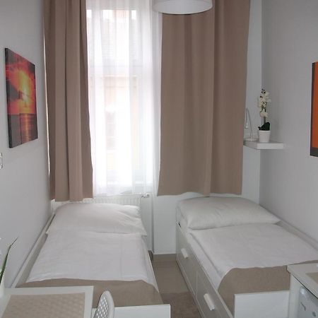 Ch-Vienna City Rooms Szoba fotó