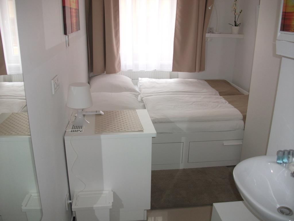 Ch-Vienna City Rooms Szoba fotó